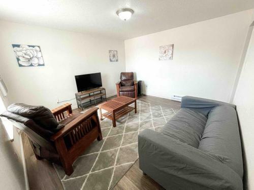 Modern 2 Bedroom Rental Unit