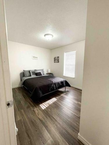 Modern 2 Bedroom Rental Unit