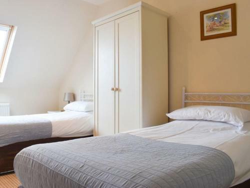 Scoresby Cottage - Uk34142