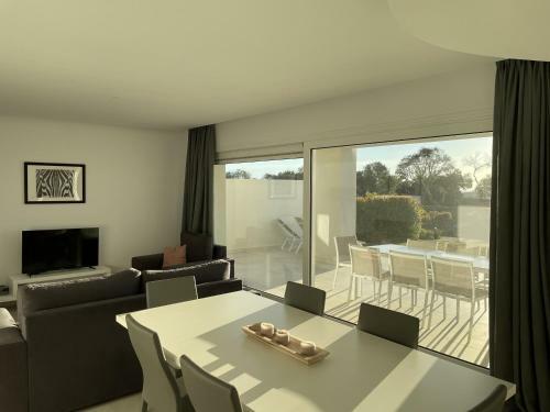 Apartamento Emerald Green 2370 Golf & Beach