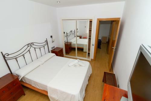 Hera. Bonita Casa Con Piscina Privada
