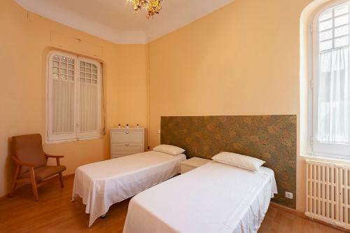 Heritage Beach Villa North Barcelona