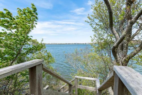 Fort Pond Paradise