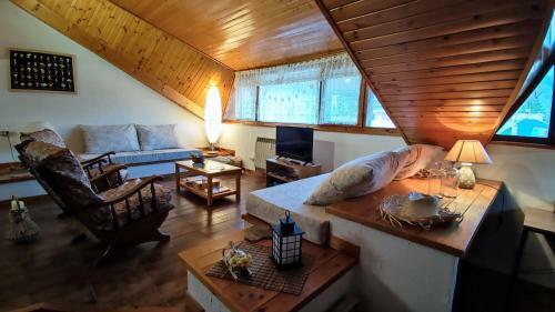 Apartamento El Niuet -acollidor �tic-d�plex C�ntric Amb Vistes