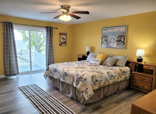 Blue Heron Beach Waterfront Vacation Home