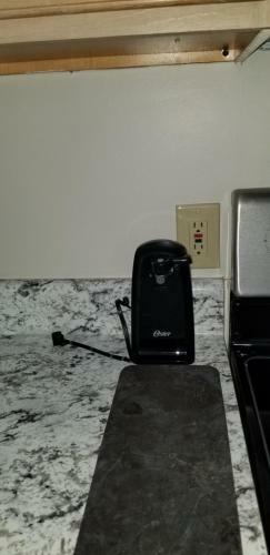 Cheerful 2-bedroom, 2 Bath With Private Parking