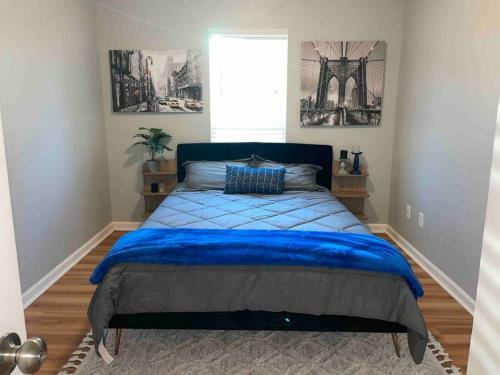 Stylish, Pet Friendly & Mins To Everything!
