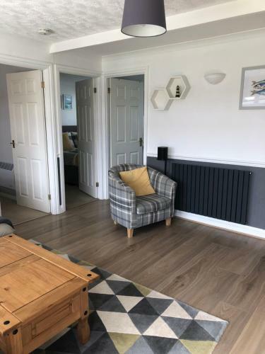 Chalet Bonair Spacious Comfortable 2 Bedroom Chalet Sleeping 4 Dartmouth