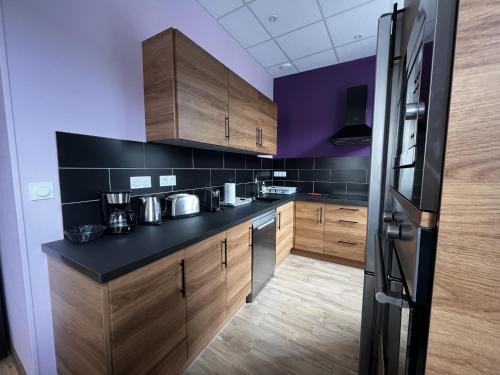 Apartamento Studio La Bourboule, 1 Pi�ce, 4 Personnes - Fr-1-667-24
