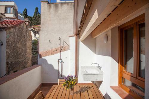 Let's Holidays Nice House Close To The Castle