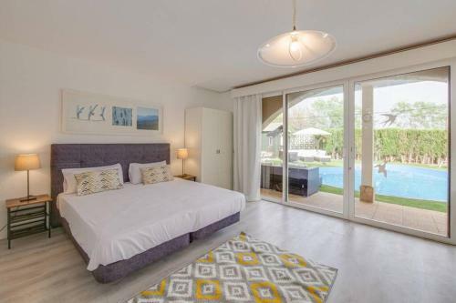 Moderne Villa,strandnah,meerblick,pool,12 Pers.,klima,schnelles Internet