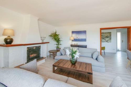 Moderne Villa,strandnah,meerblick,pool,12 Pers.,klima,schnelles Internet