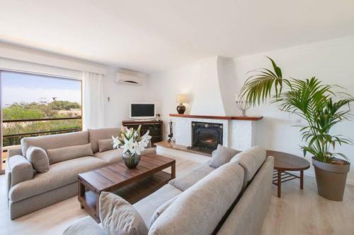 Moderne Villa,strandnah,meerblick,pool,12 Pers.,klima,schnelles Internet