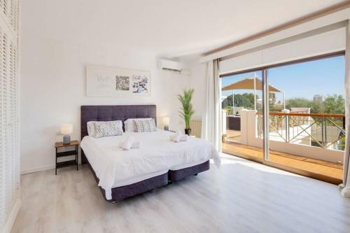 Moderne Villa,strandnah,meerblick,pool,12 Pers.,klima,schnelles Internet
