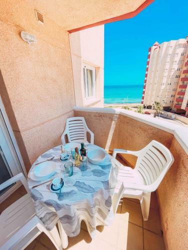 Precioso Apartamento En Primera L�nea Del Mar
