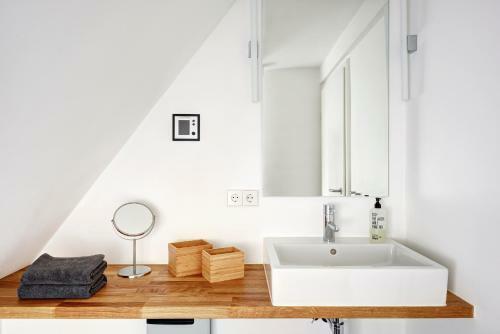 Apartamento Reetdachhaus H�s Am Wall Appartement L H�s Am Wall