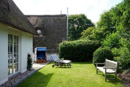 Apartamento Reetdachhaus H�s Am Wall Appartement L H�s Am Wall