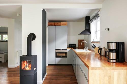 Apartamento Reetdachhaus H�s Am Wall Appartement L H�s Am Wall
