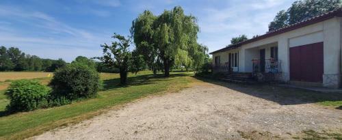 Beautiful 4 Bedroom Property Near To Monflanquin