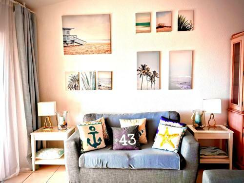 Luxurious 2 Bed Apartment With Amazing Beach Views
