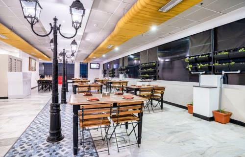 Zip By Spree Hotels Mangala International