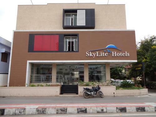 Skylite Hotel Airport