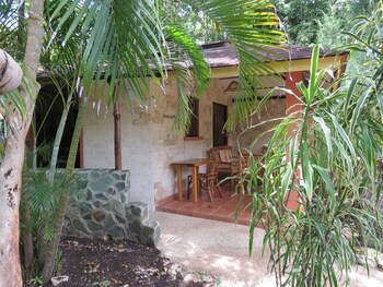 Hotel Alona Northland Resort
