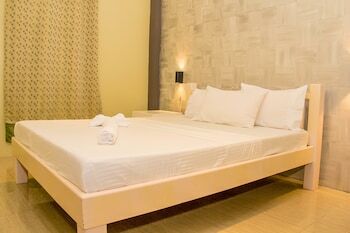 Hotel Alona Northland Resort