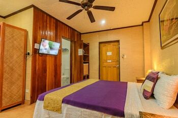 Hotel Hayahay Resort