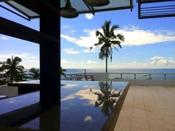 Bohol South Beach Hotel