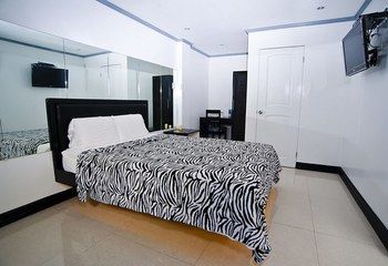 Bohol South Beach Hotel