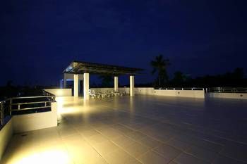 Bohol South Beach Hotel