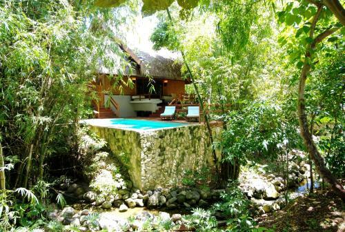 Hotel Eskaya Beach Resort And Spa