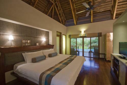 Hotel Eskaya Beach Resort And Spa