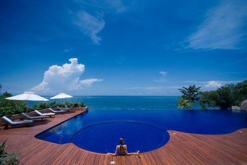 Hotel Eskaya Beach Resort And Spa