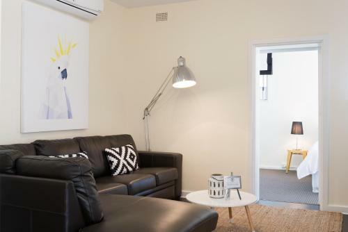 Apartamentos Arabella On West
