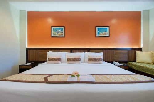 Hotel Bohol Beach Club