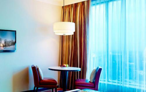 Hotel Vivanta By Taj Surya