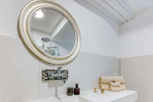 Apartment 26