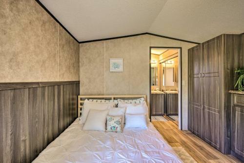 Lake Fork Getaway Tiny Home In Alba With Bbq!