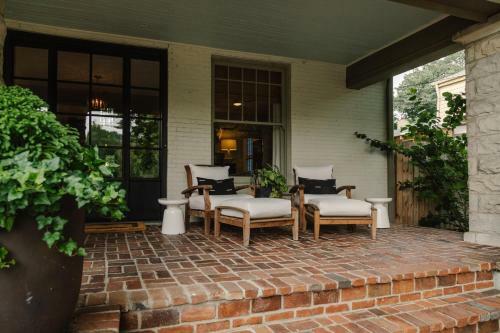 The Above Nashville Chic Estate
