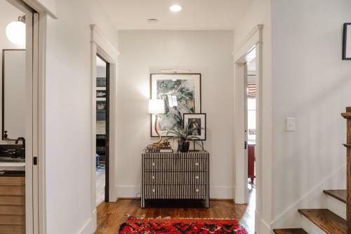 The Above Nashville Chic Estate