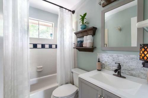 Hostal Hip Donelson Gem