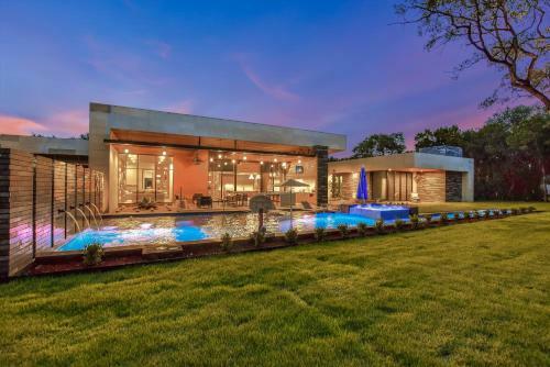 The Above Pinnacle Estate