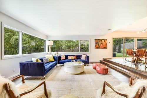 The Above Hidden Oaks Estate