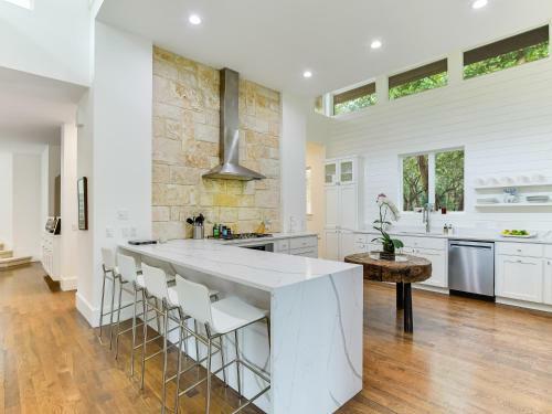 The Above Austin Luxe Estate