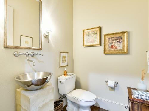 The Above Austin Luxe Estate