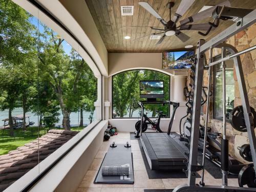 The Above Casa Tranquility On Lake Austin