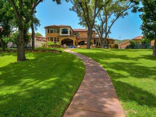 The Above Casa Tranquility On Lake Austin