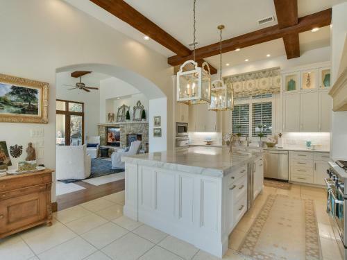 The Above Villa Bonita